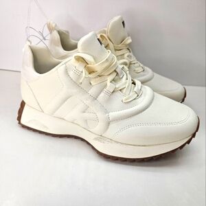 DKNY white size 8 1/2 sneakers